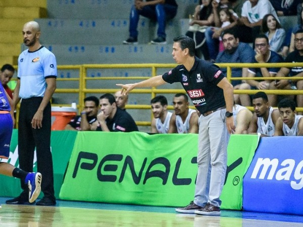 .:: corinthians_e_franca_abrem_playoff_final_do_campeonato_paulista_de_basquete_neste_domingo_68225.jpg ::.