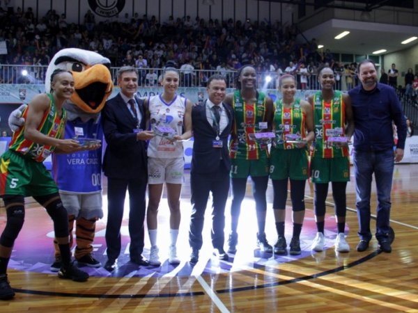 .:: fora_de_casa_sampaio_basquete_vence_campinas_e_faz_1_a_0_na_decisao_da_lbf_caixa_2019_67601.jpg ::.