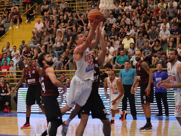 .:: lances_livres_de_franca_78_x_82_nbb_68702.jpg ::.