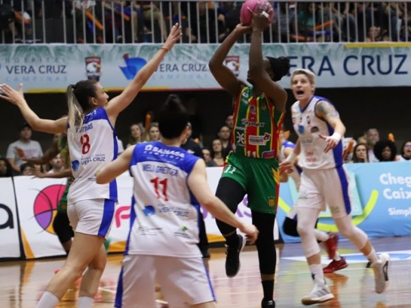 .:: vera_cruz_campinas_x_sampaio_basquete_ma_lances_livres_de_uma_grande_decisao_2_67647.jpg ::.